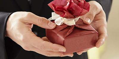 نصائح-تقديم-الهدايا - Gift advices