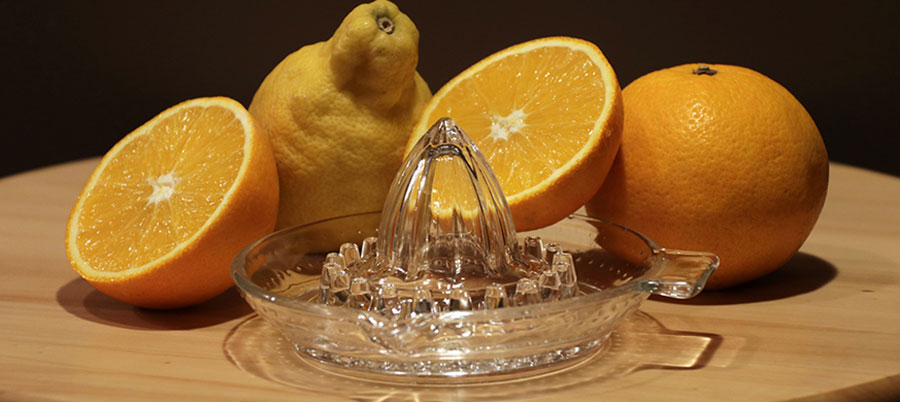 fruit-squeezer-عصارة-فواكه