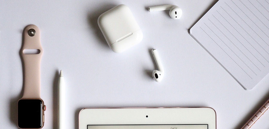 airpods-سماعات-لاسلكية